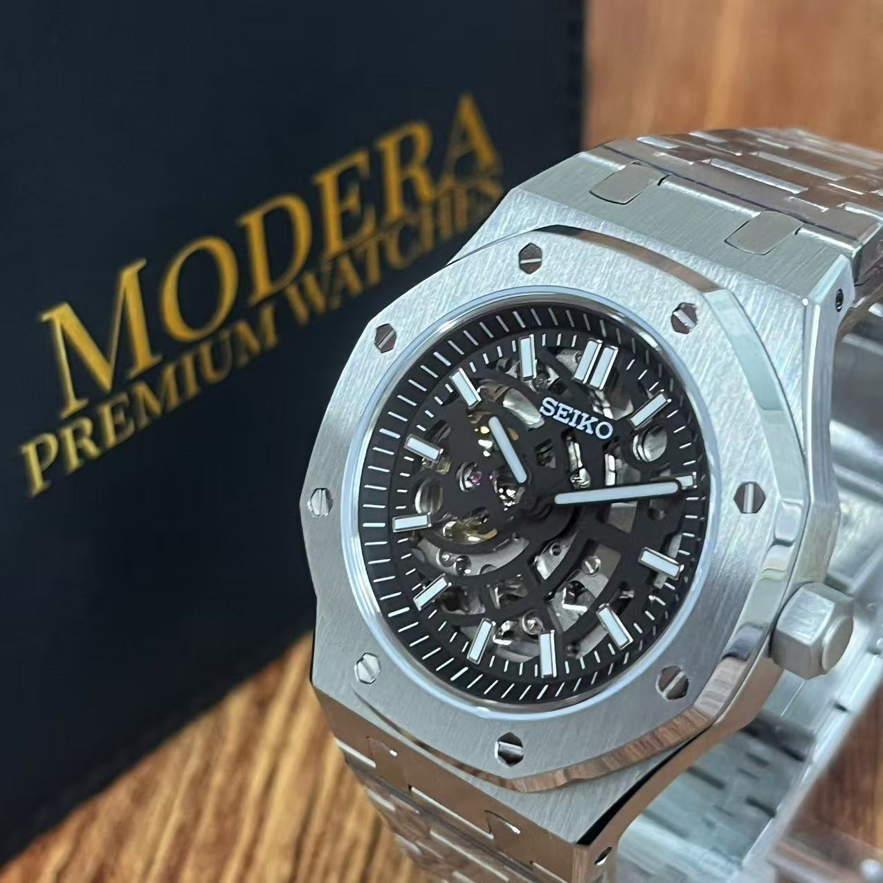 Royal Seikoak | Skeleton