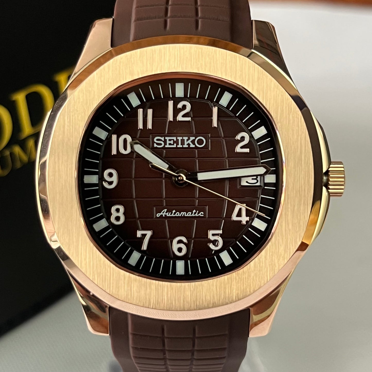 Seikonaut  |  Brown (Rose Gold)