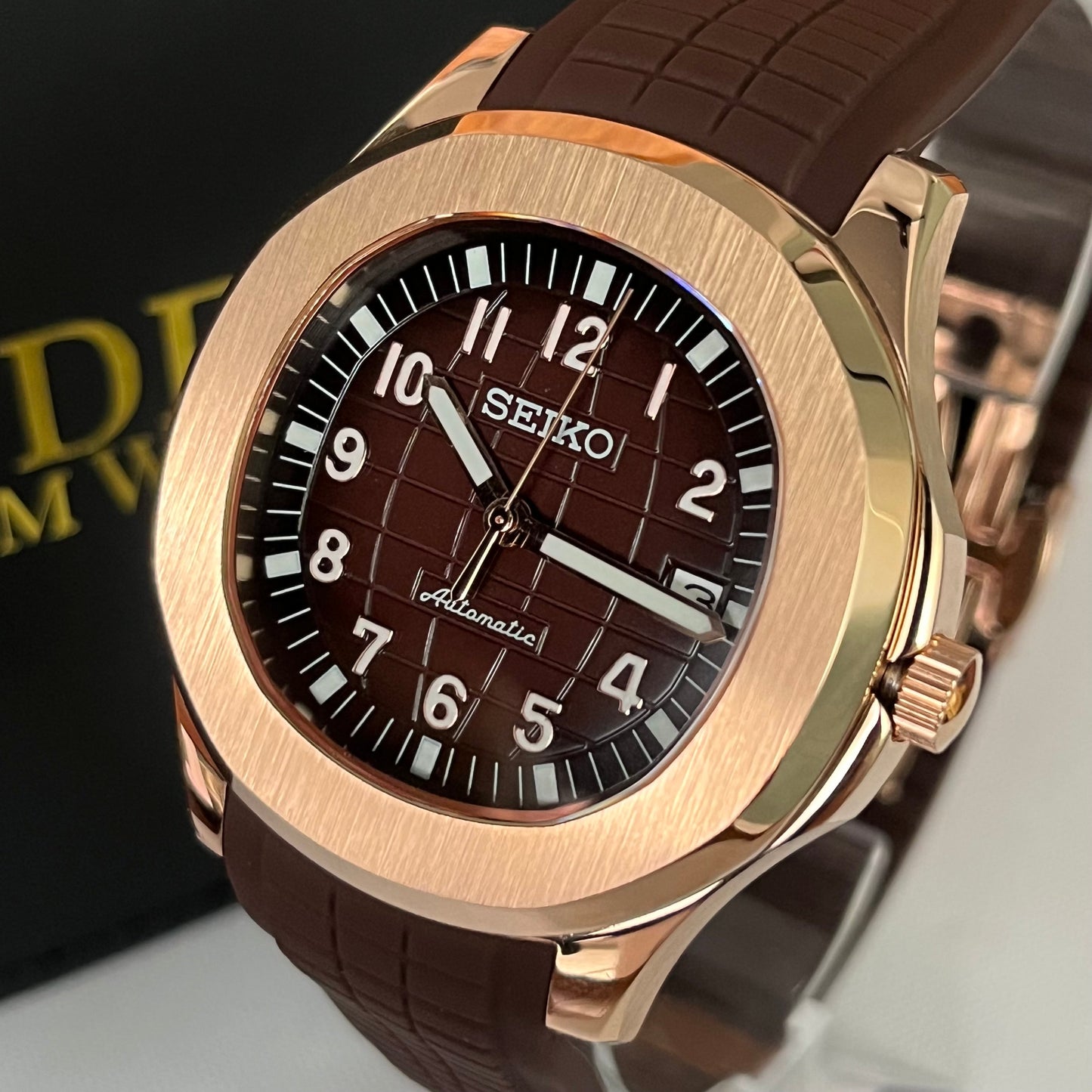 Seikonaut  |  Brown (Rose Gold)