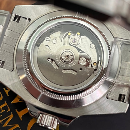 Gmteiko  |  Bruce Wayne