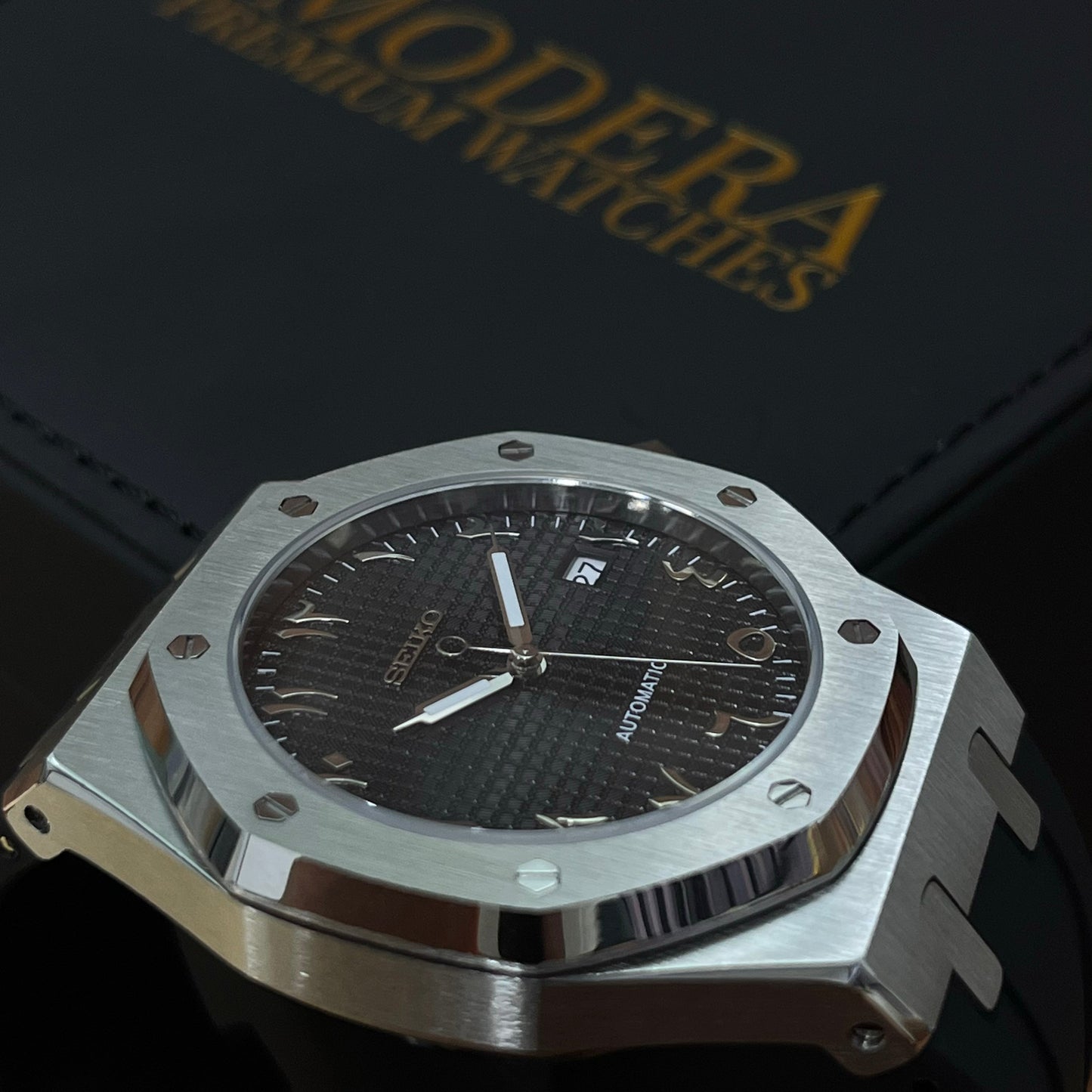 Royal Seikoak | Black Arabic