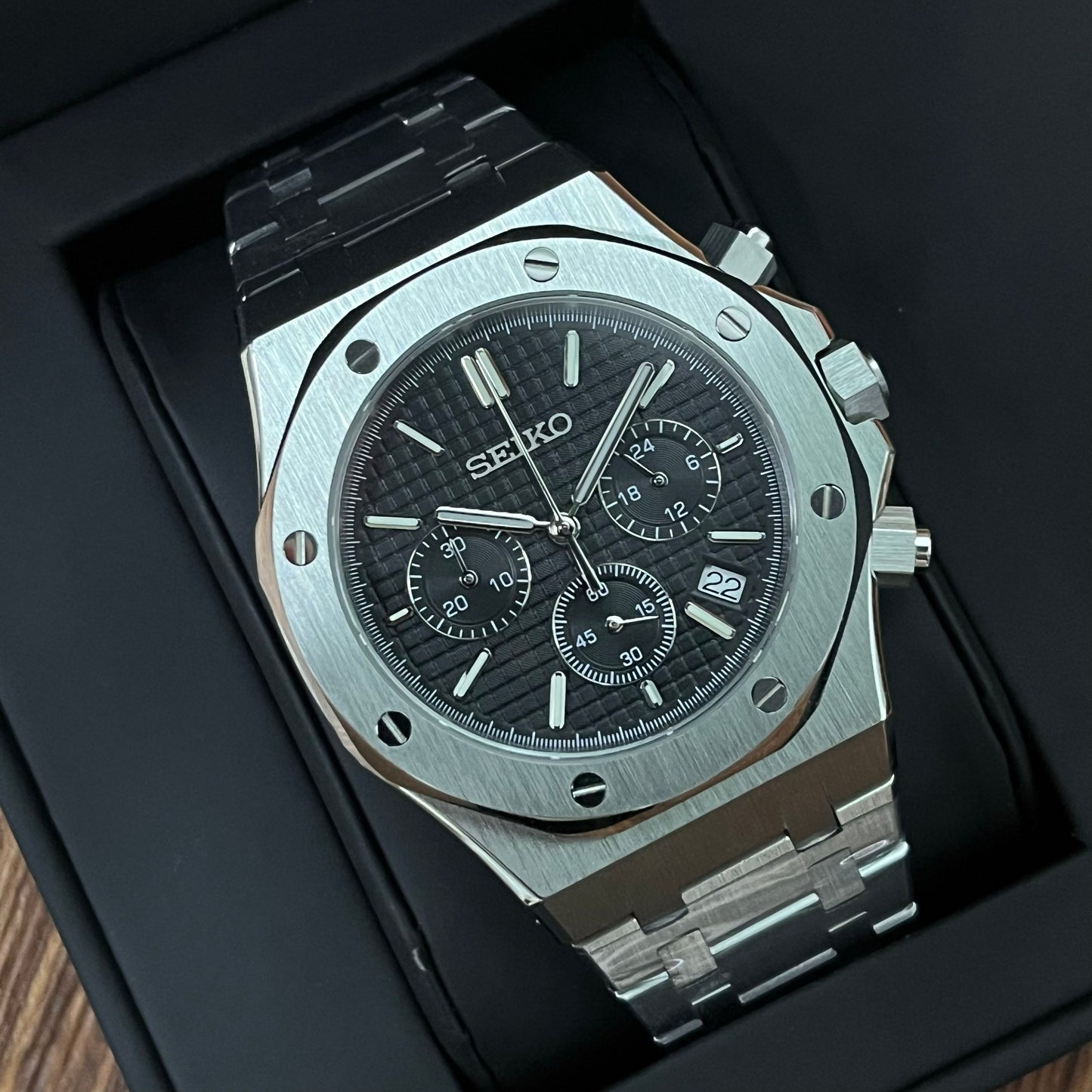 Royal Seikoak | Black Dial Chronograph