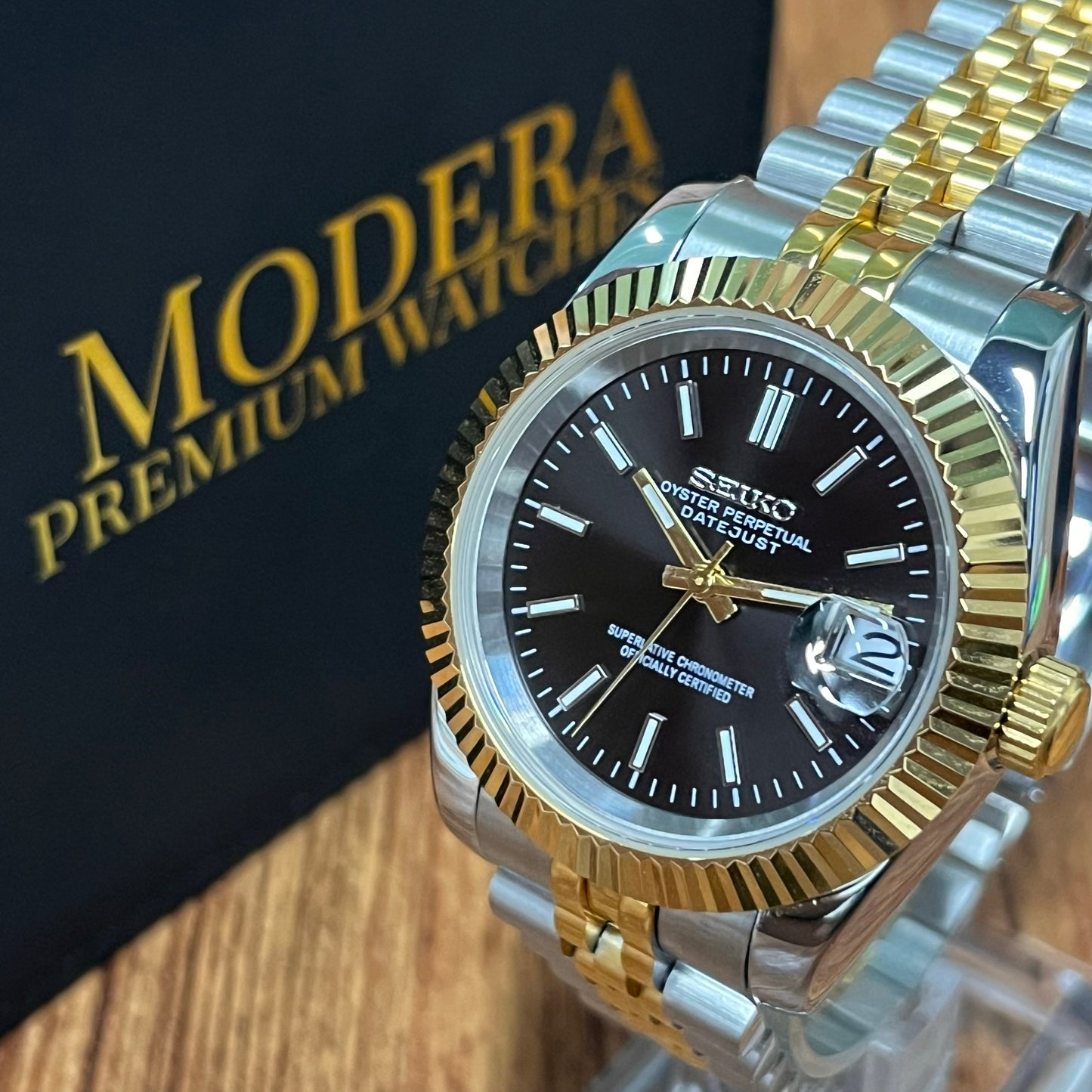 Siekojust  |  Two Tone